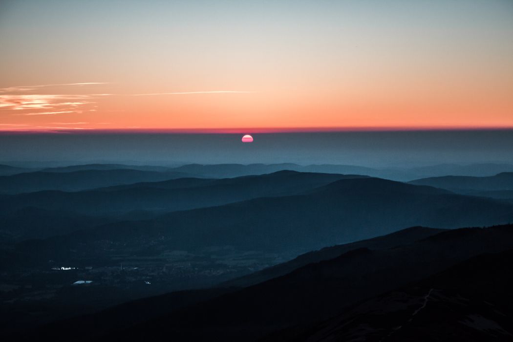 Al-Waqi'ah 56 : 1-96