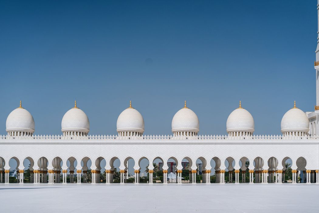 Sifat-Sifat Kaum Muttaqin